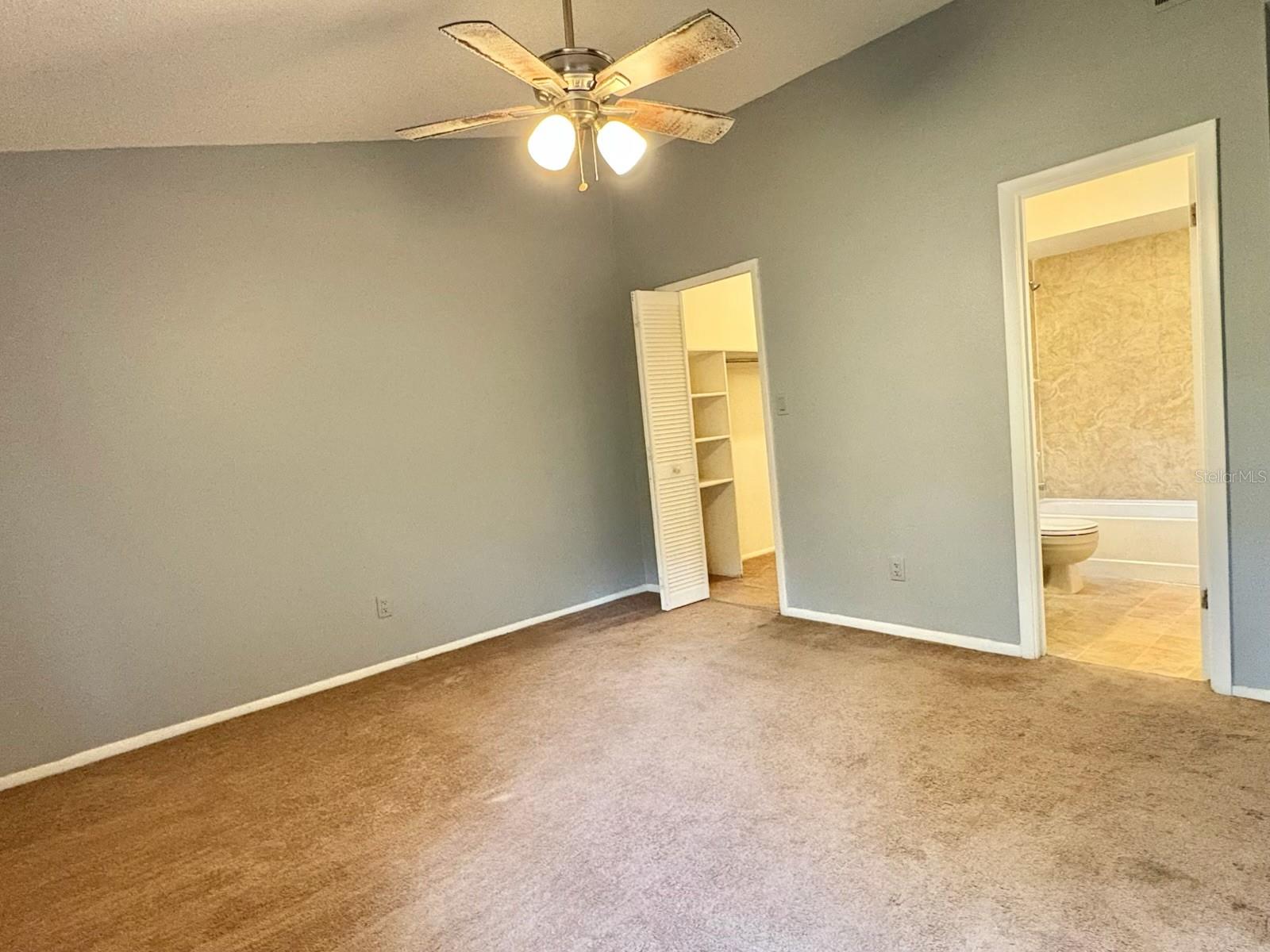 Image 20 of 27 For 661 Wildflower Court