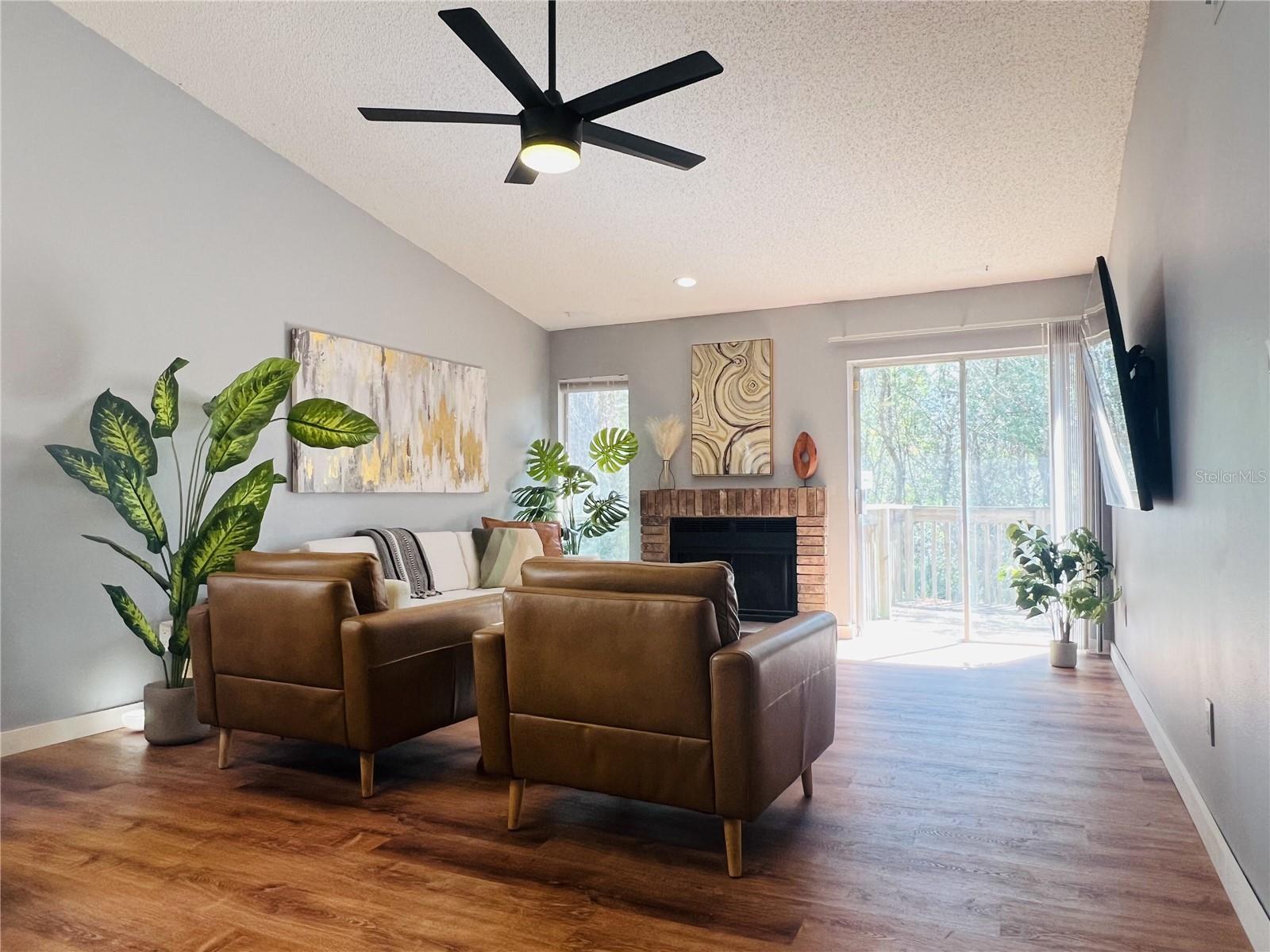 Image 3 of 27 For 661 Wildflower Court