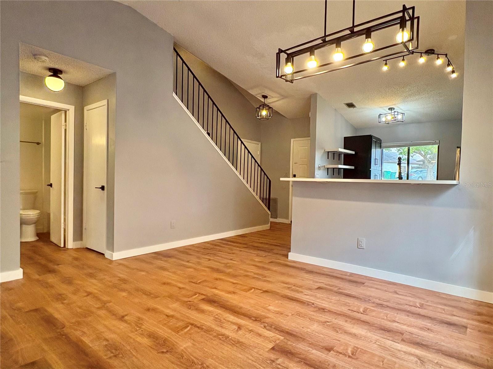 Image 8 of 27 For 661 Wildflower Court