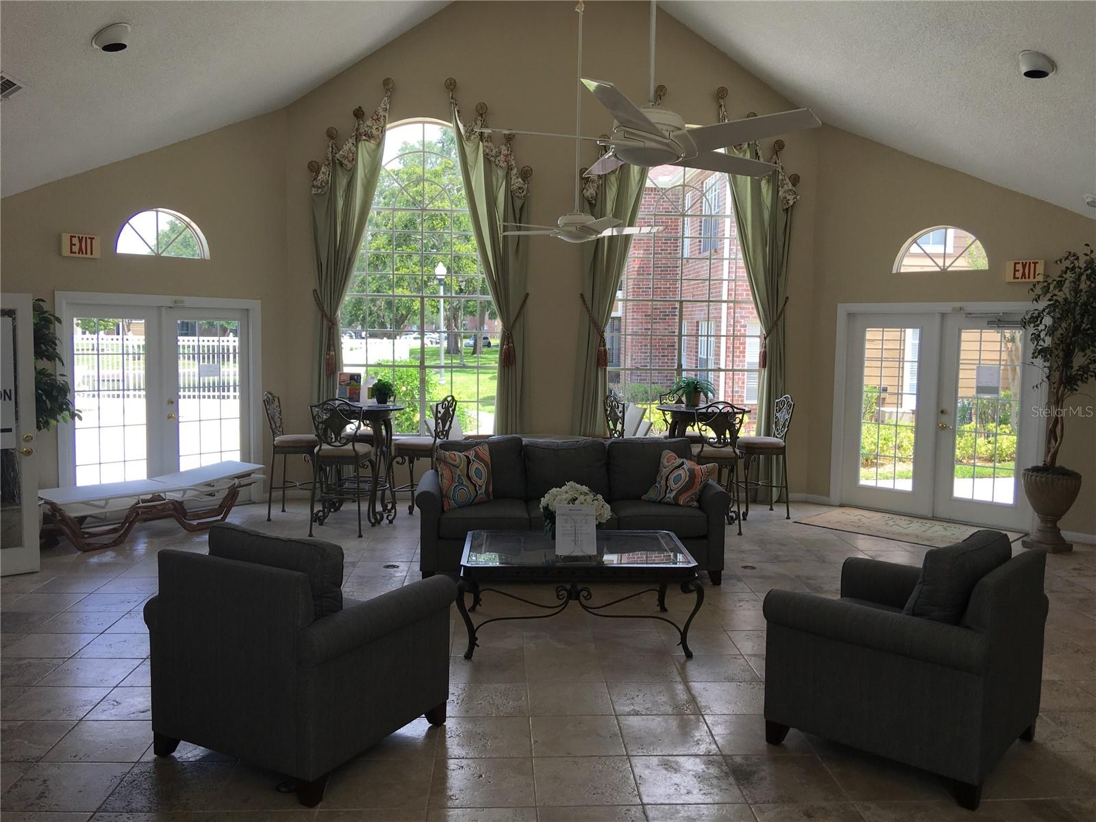 Image 24 of 28 For 5600 Devonbriar Way 206