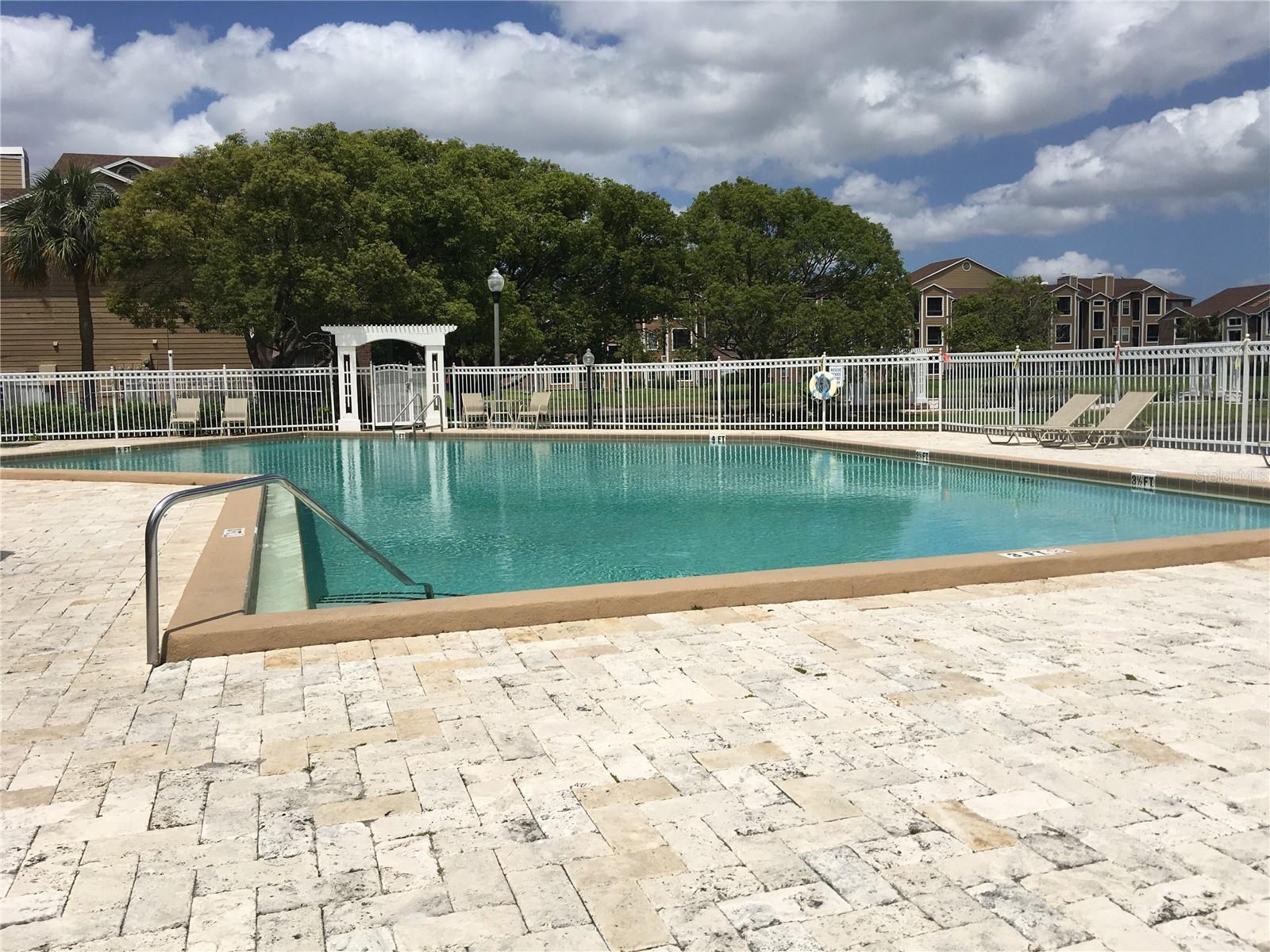 Image 25 of 28 For 5600 Devonbriar Way 206