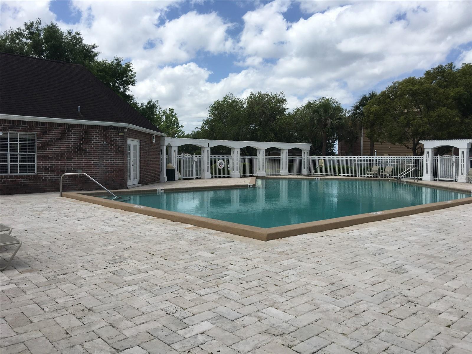 Image 26 of 28 For 5600 Devonbriar Way 206