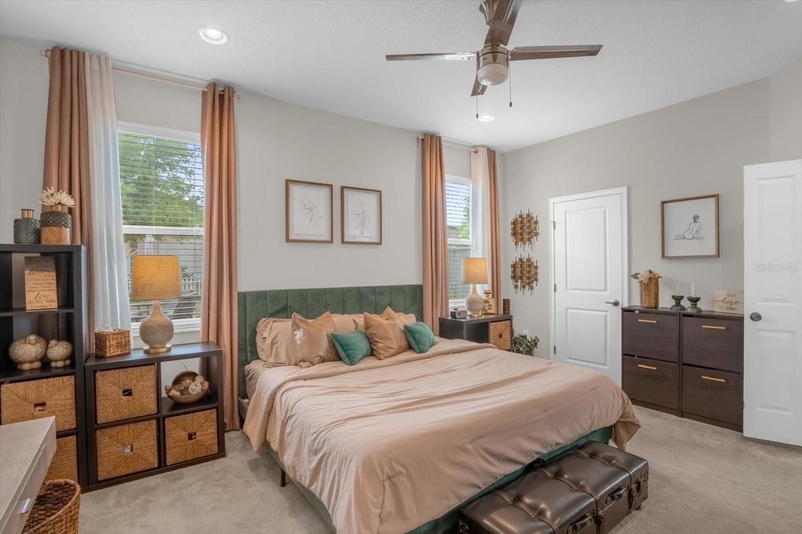 Image 16 of 33 For 821 Opal Court