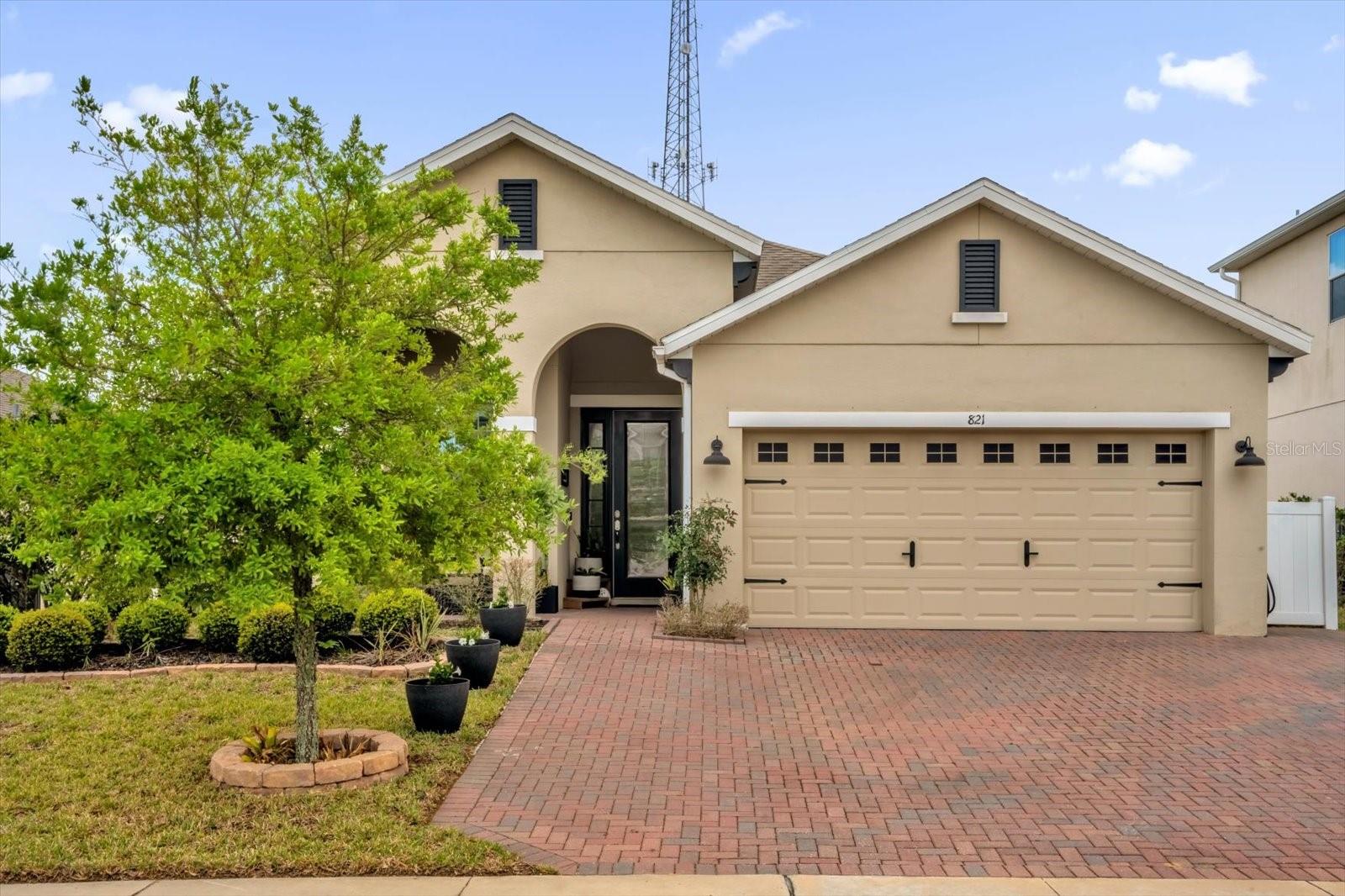 Image 2 of 33 For 821 Opal Court