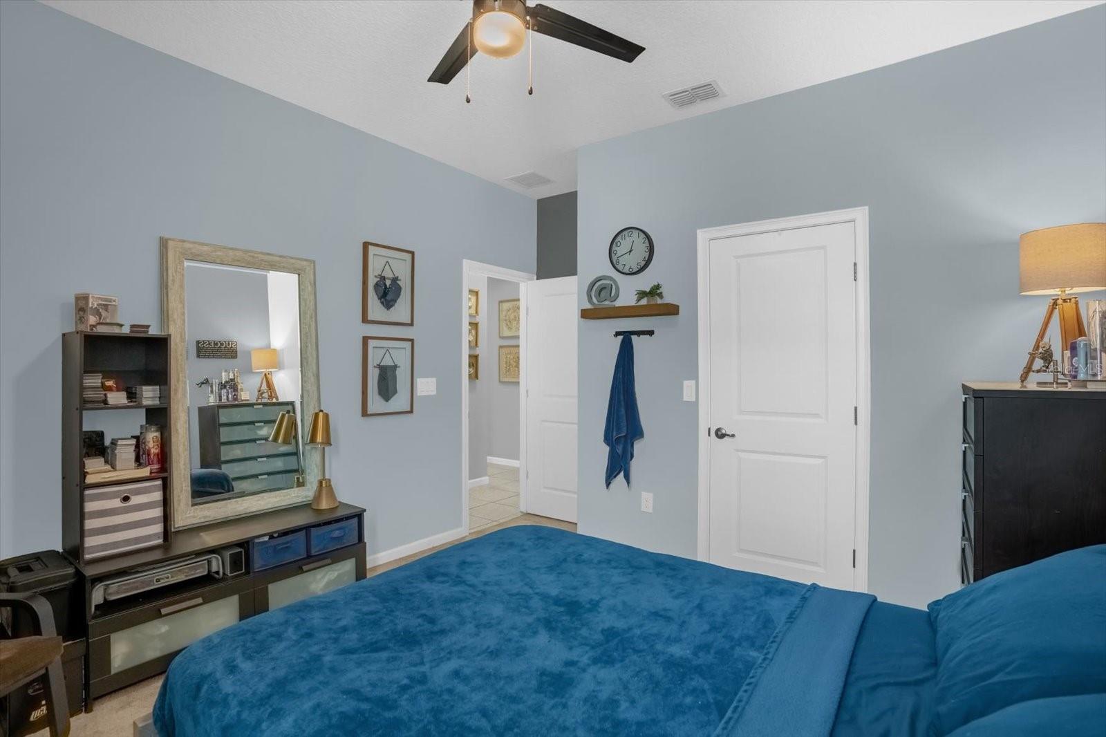 Image 21 of 33 For 821 Opal Court