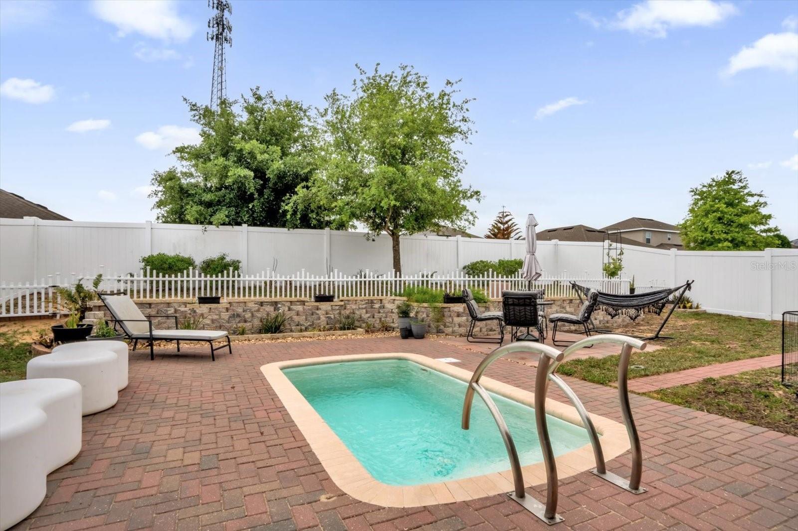 Image 26 of 33 For 821 Opal Court