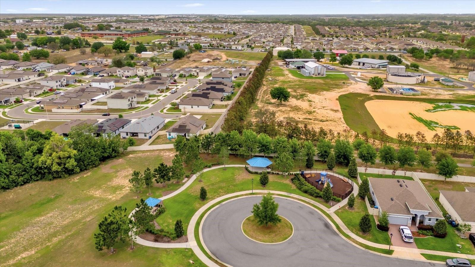 Image 30 of 33 For 821 Opal Court