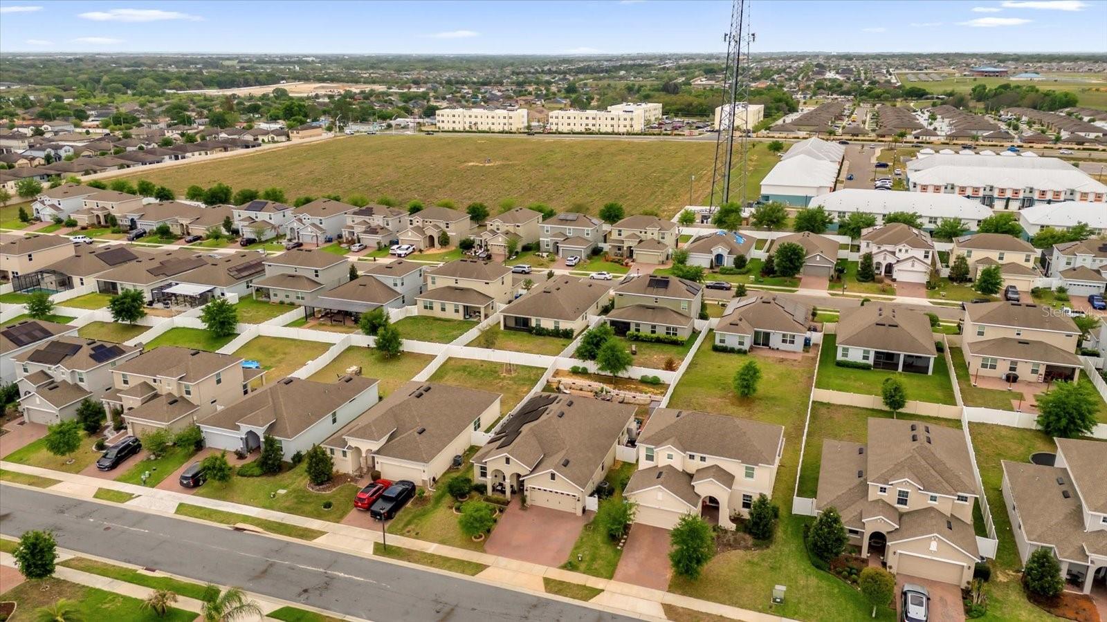 Image 4 of 33 For 821 Opal Court