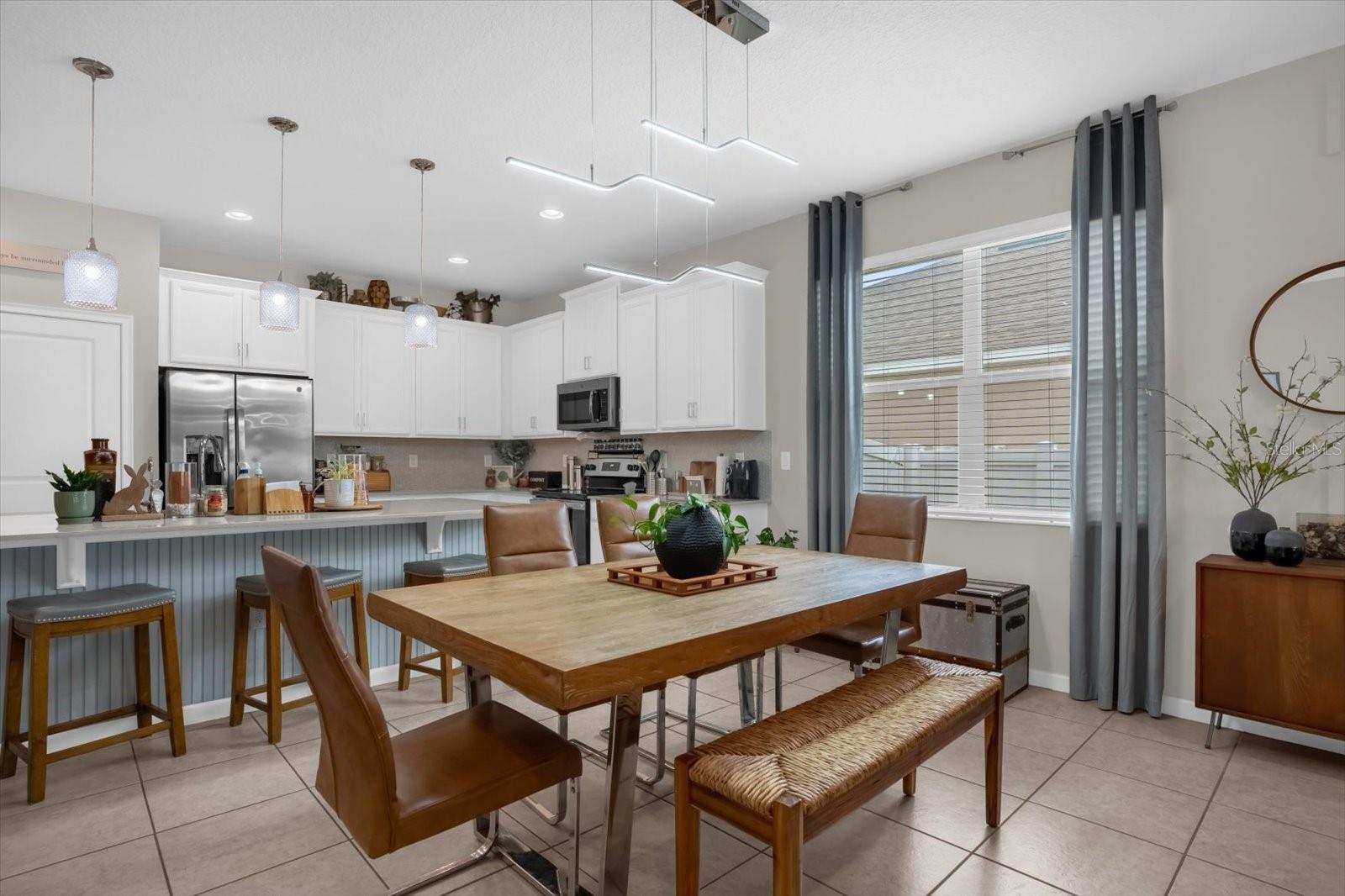 Image 9 of 33 For 821 Opal Court