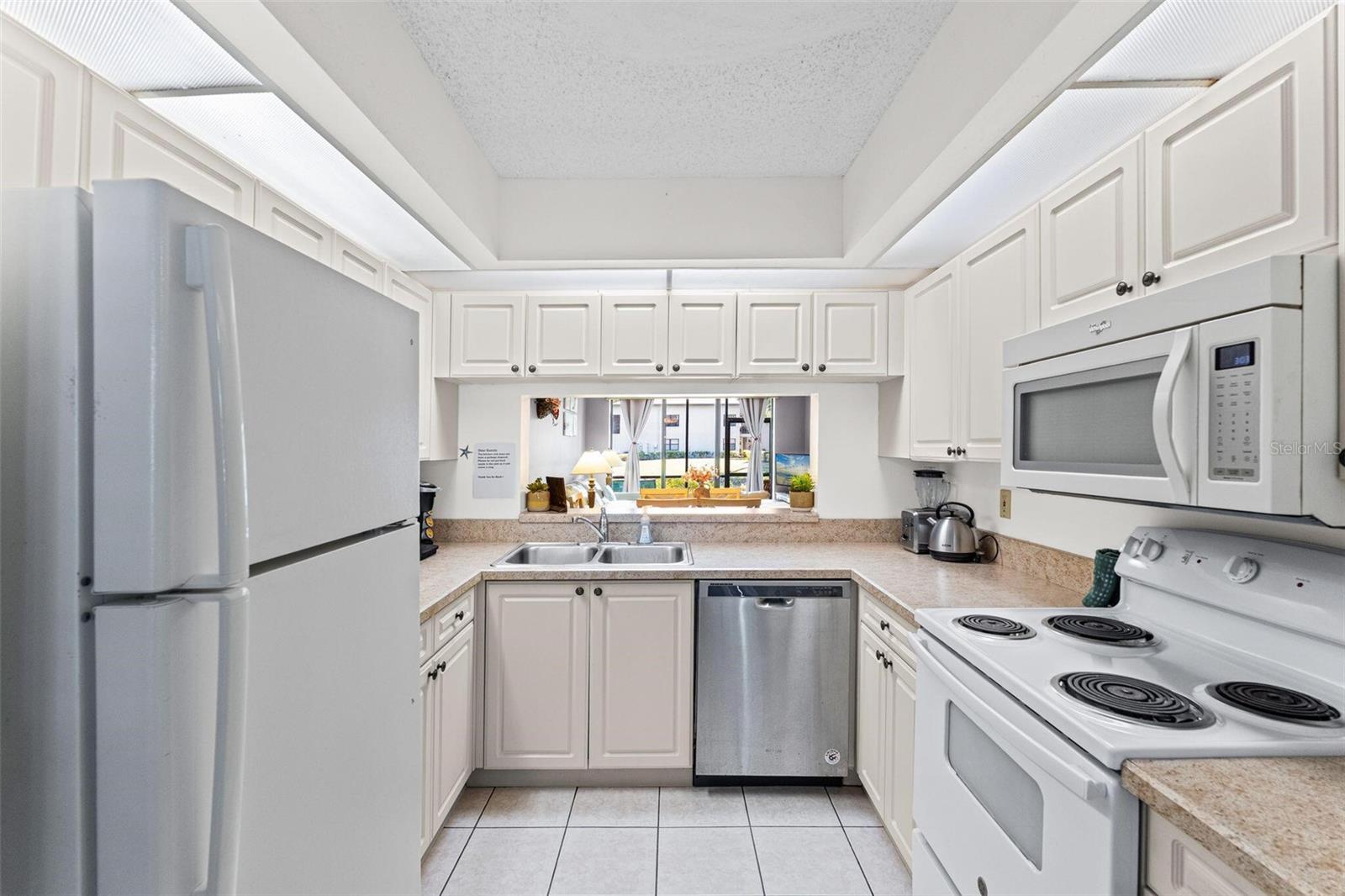 Image 17 of 40 For 4401 46th Avenue W 102