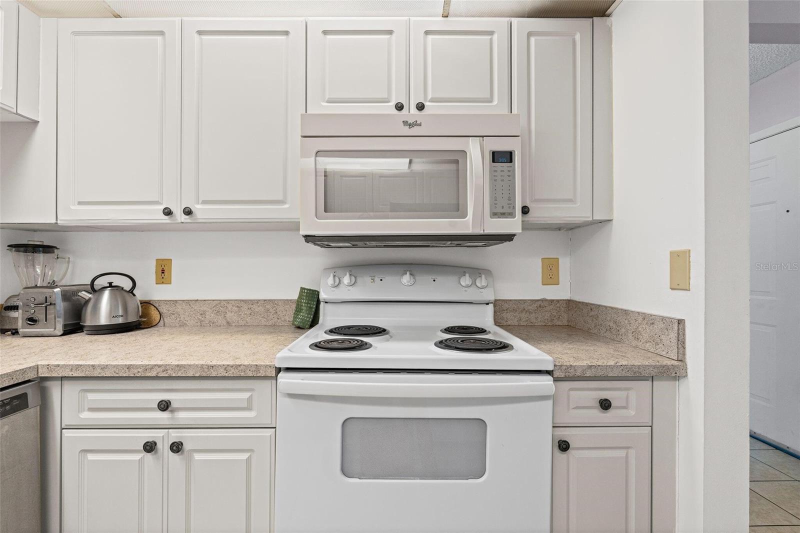 Image 18 of 40 For 4401 46th Avenue W 102