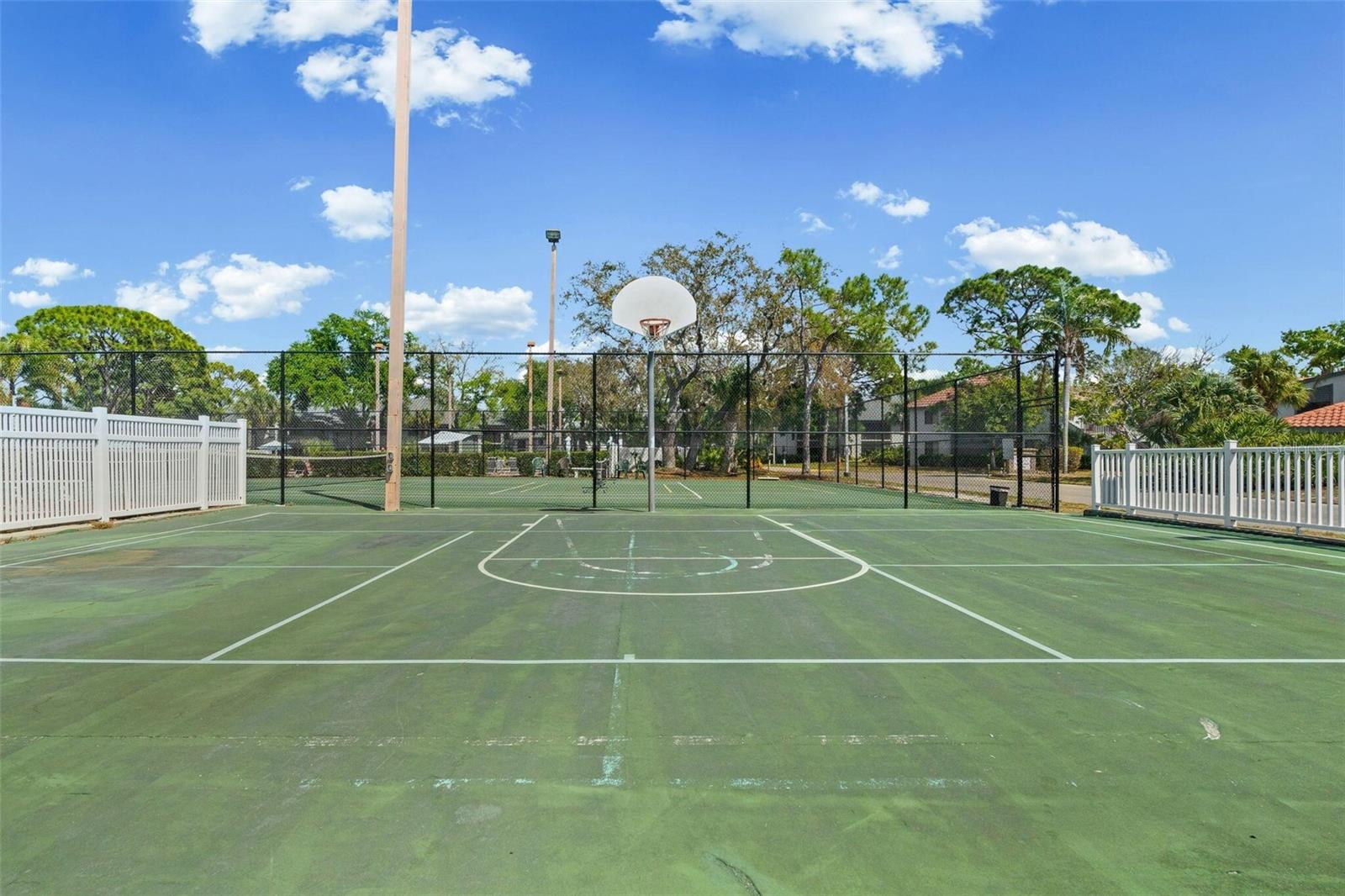 Image 29 of 40 For 4401 46th Avenue W 102