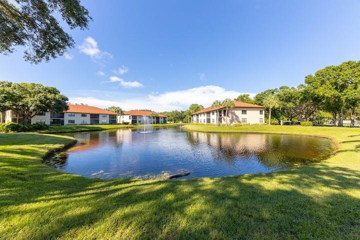 Image 36 of 40 For 4401 46th Avenue W 102