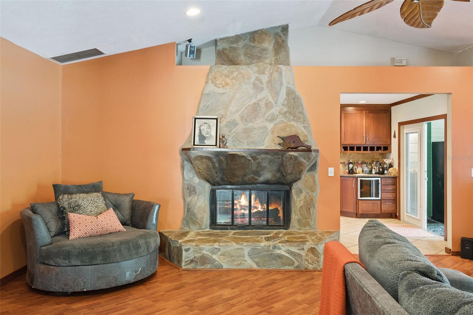 Image 18 of 86 For 3501 Hill Stream Avenue