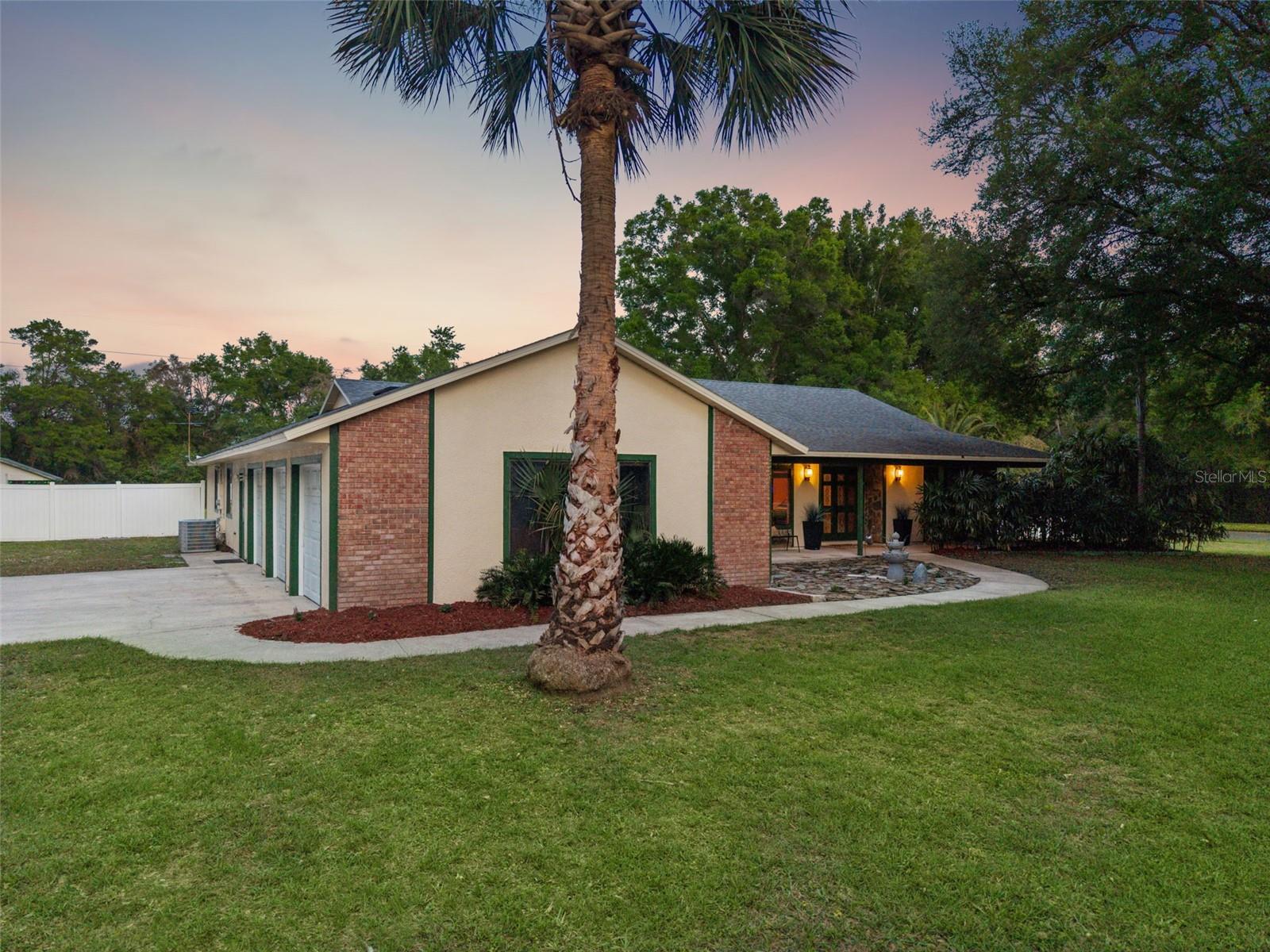 Image 5 of 86 For 3501 Hill Stream Avenue