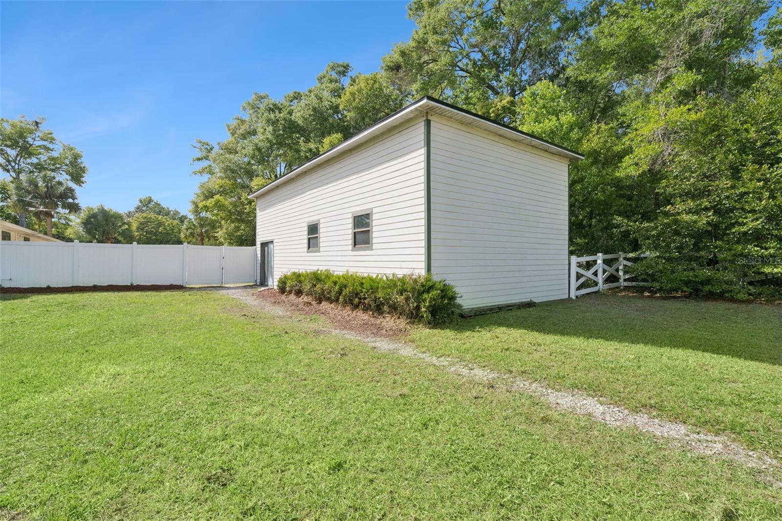 Image 61 of 86 For 3501 Hill Stream Avenue