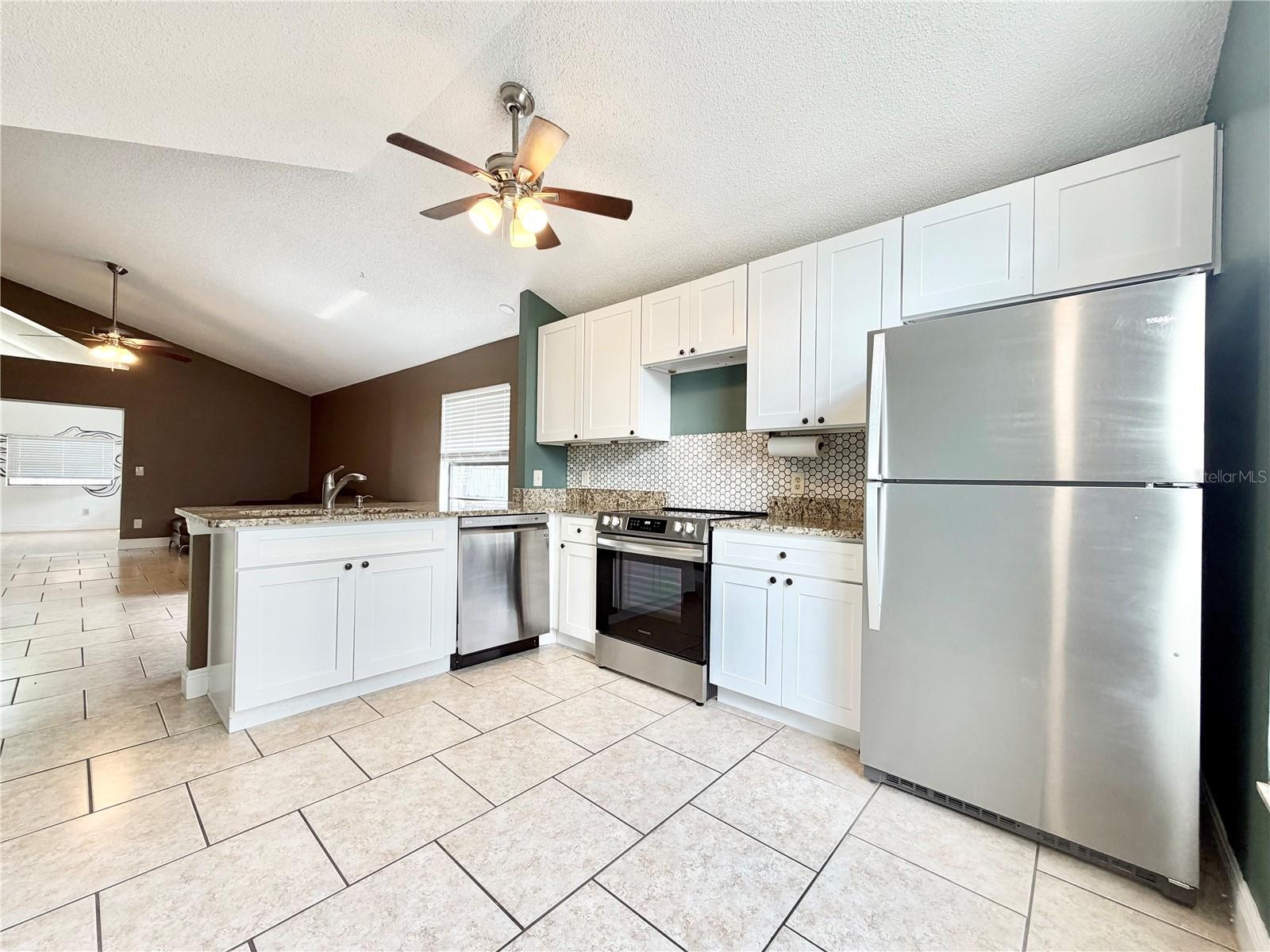 Image 10 of 33 For 10227 Comfort Circle