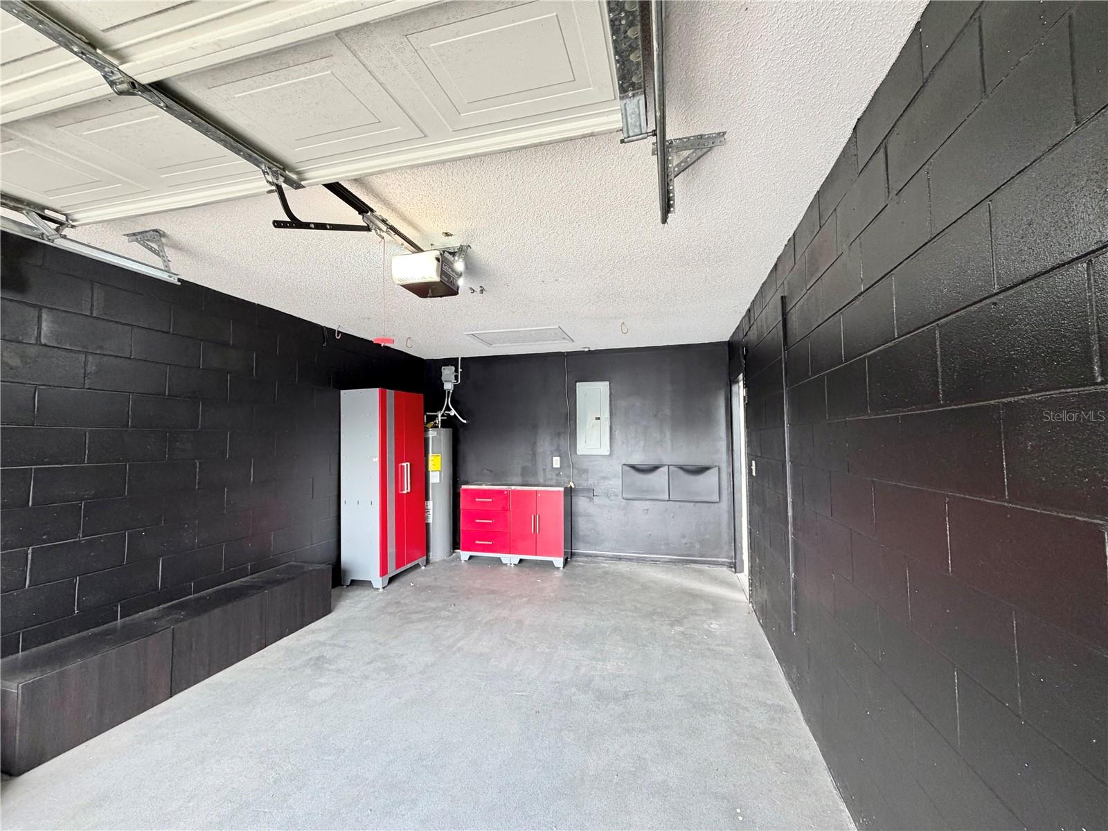 Image 24 of 33 For 10227 Comfort Circle