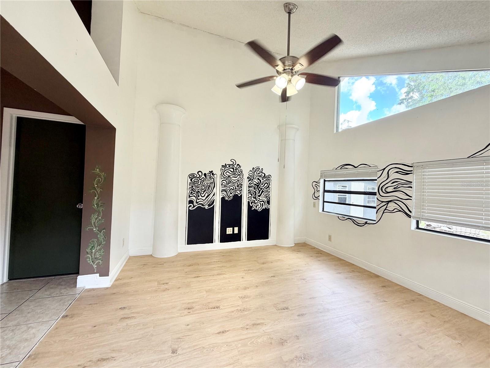 Image 8 of 33 For 10227 Comfort Circle