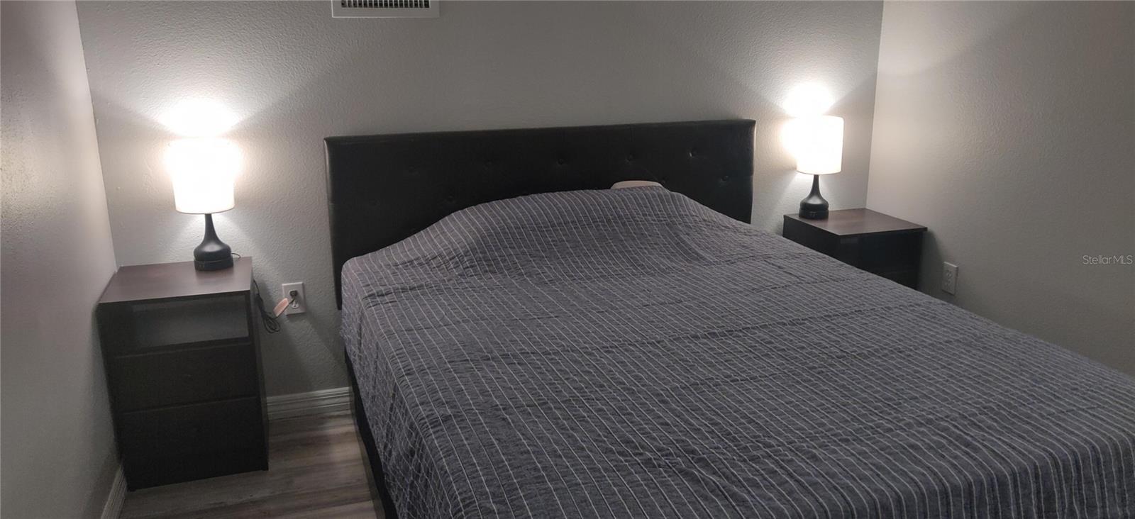 Image 90 of 100 For 2120 Bunker View Court