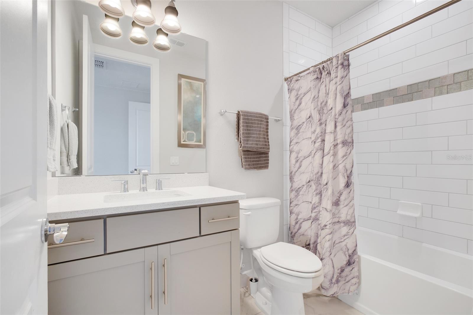 Image 44 of 74 For 13827 Tybee Beach Lane