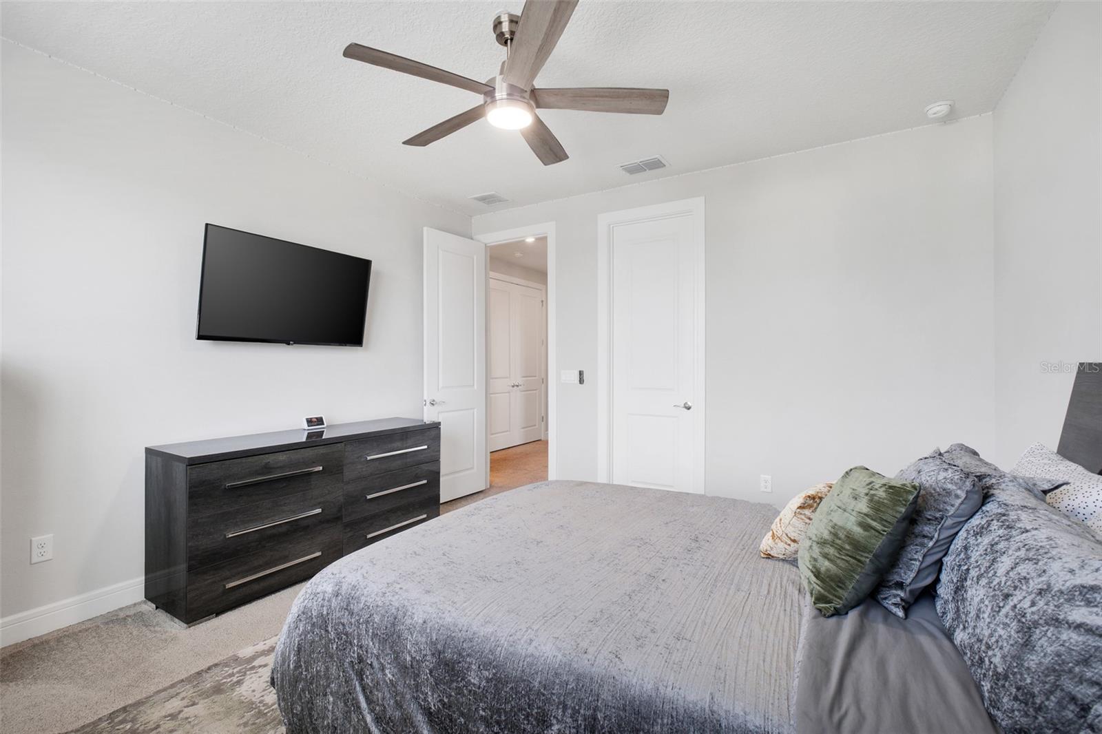 Image 49 of 74 For 13827 Tybee Beach Lane