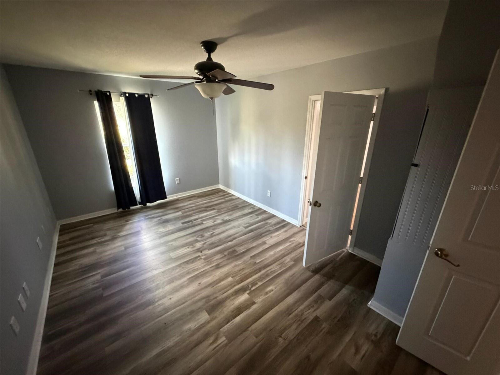 Image 25 of 28 For 9816 Granada Court