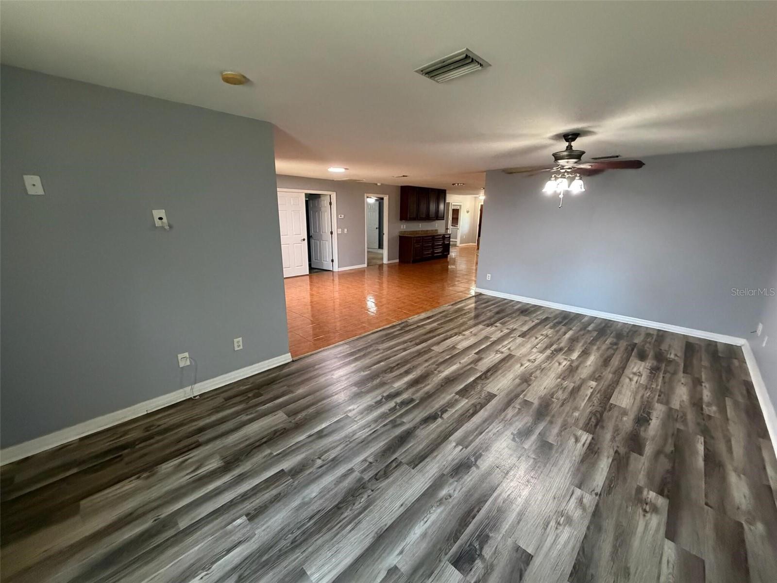 Image 27 of 28 For 9816 Granada Court