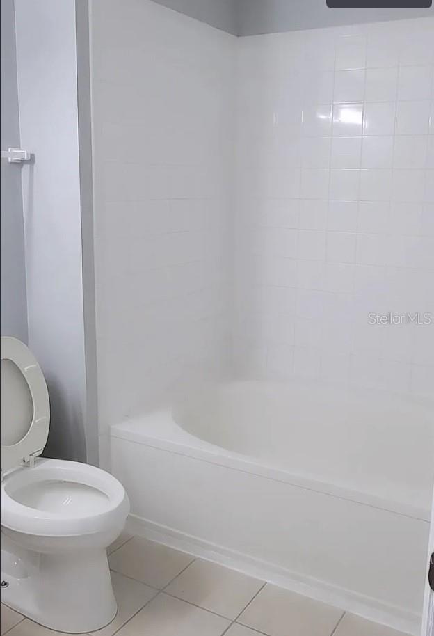 Image 14 of 19 For 1920 Summer Club Drive 112