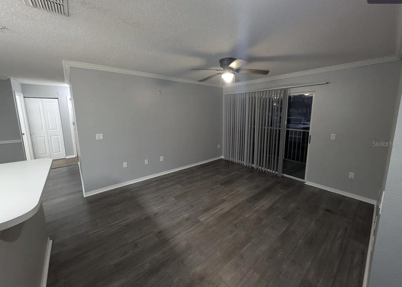 Image 2 of 19 For 1920 Summer Club Drive 112