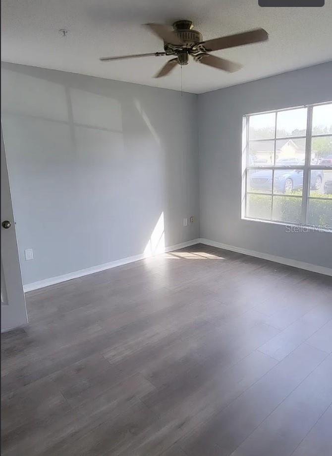 Image 5 of 19 For 1920 Summer Club Drive 112