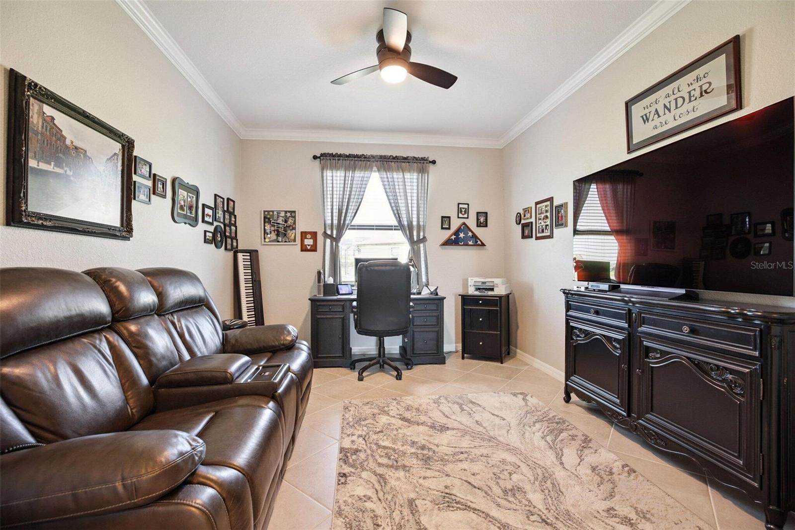 Listing photo id 8 for 1885 Crossvine Court