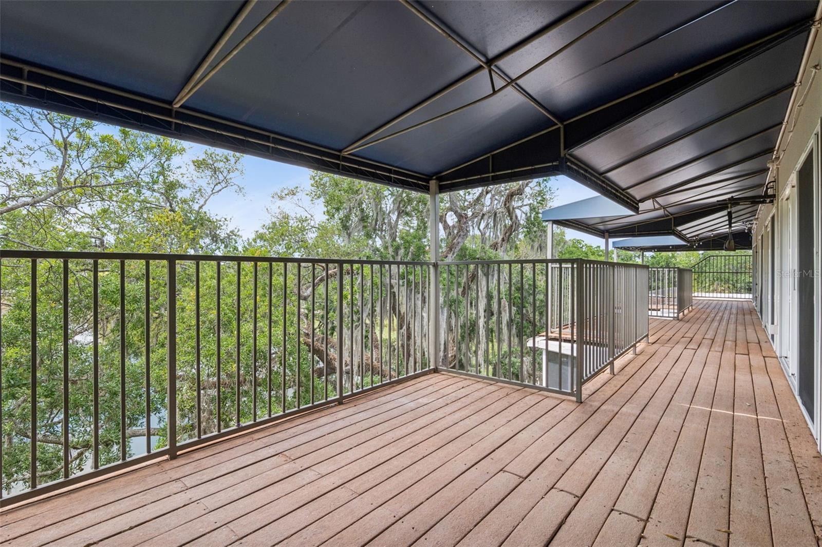 Image 35 of 44 For 1100 Delaney Avenue F500