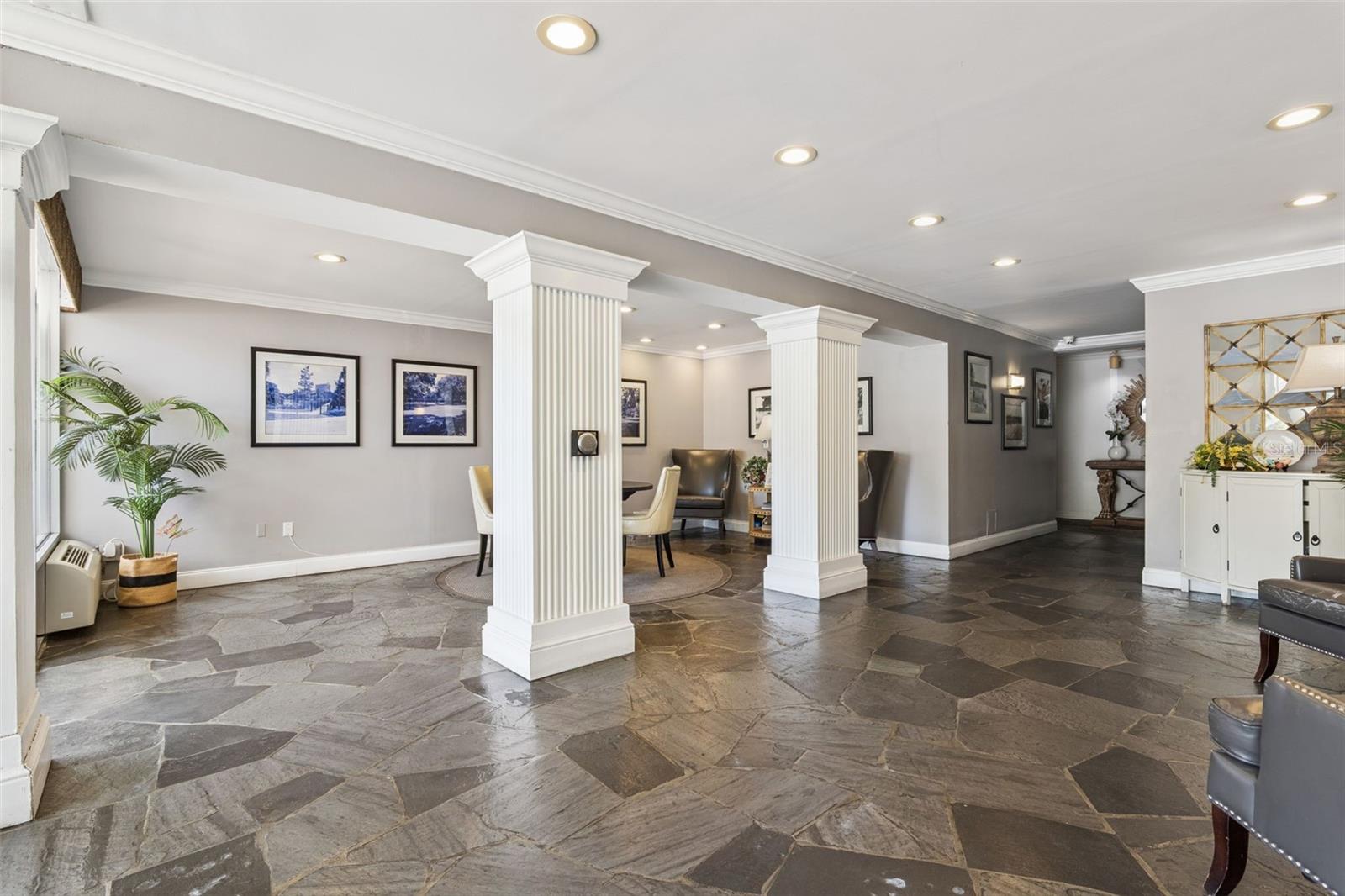 Image 42 of 44 For 1100 Delaney Avenue F500