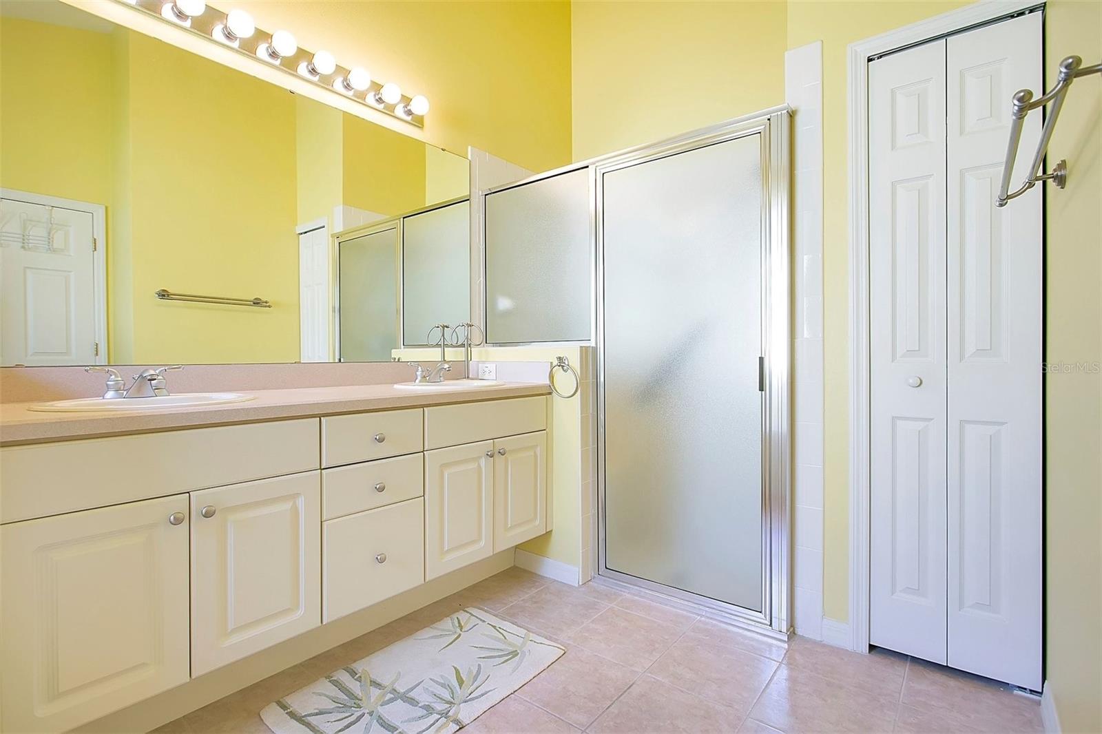 Image 17 of 38 For 2197 Caledonian Street