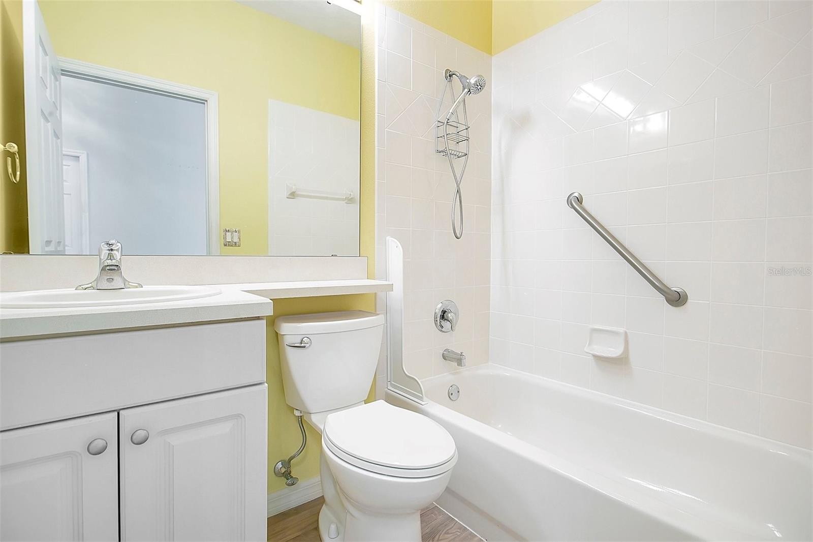 Image 19 of 38 For 2197 Caledonian Street