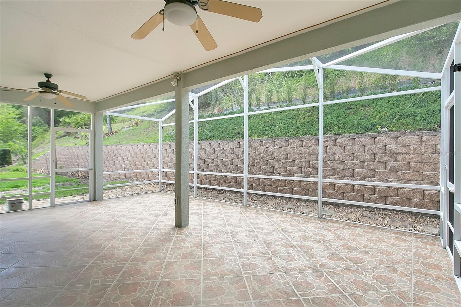 Image 22 of 38 For 2197 Caledonian Street