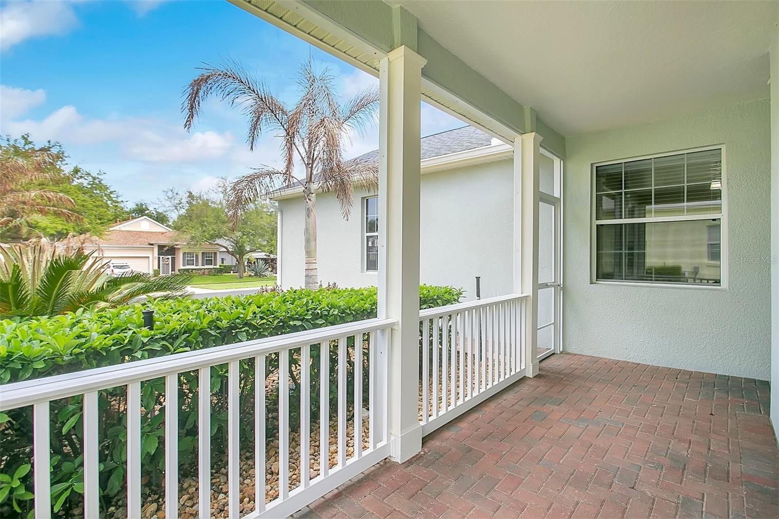 Image 3 of 38 For 2197 Caledonian Street