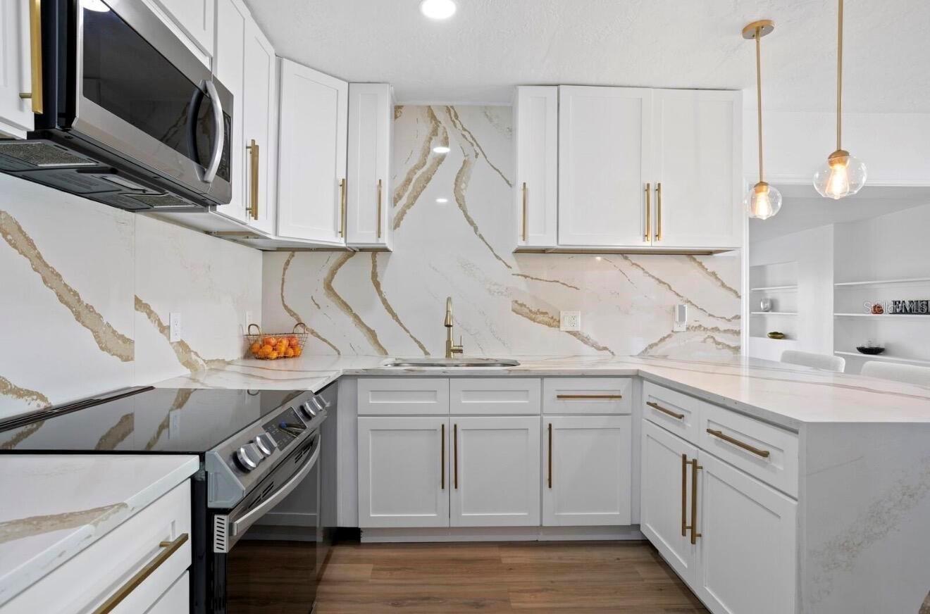 Listing photo id 20 for 208 Ward Street