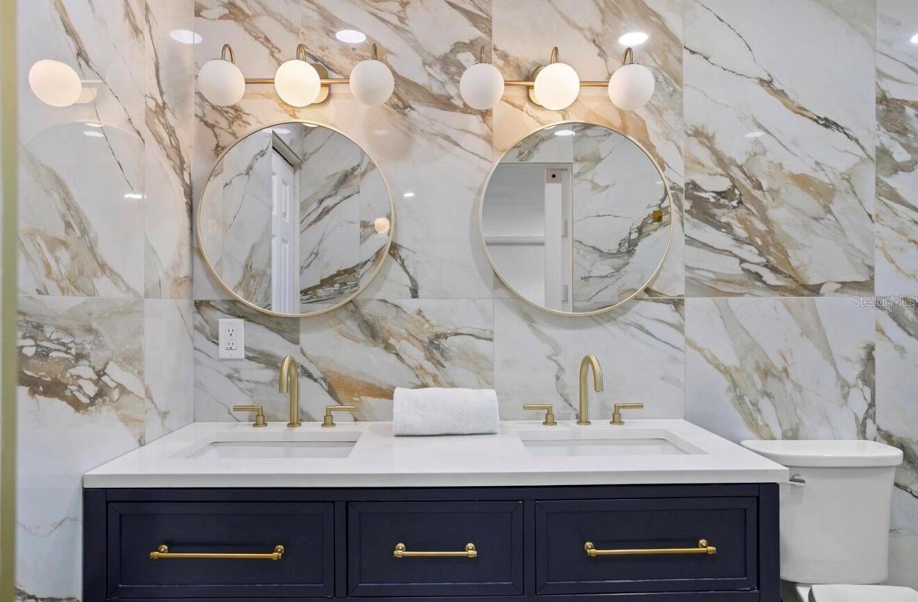 Listing photo id 24 for 208 Ward Street