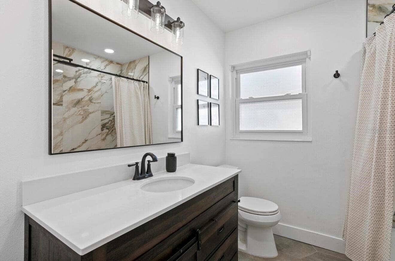 Listing photo id 31 for 208 Ward Street