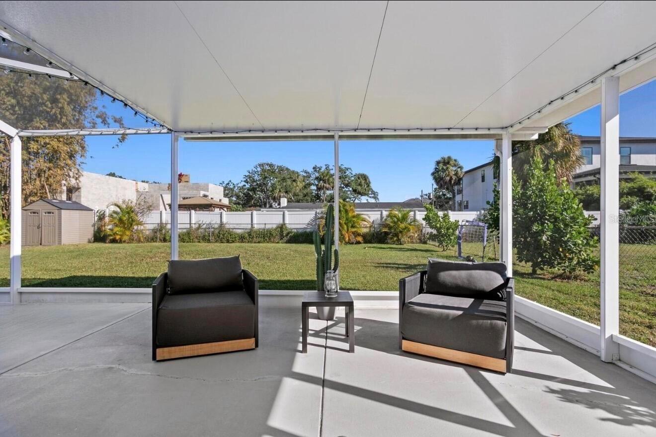 Listing photo id 39 for 208 Ward Street