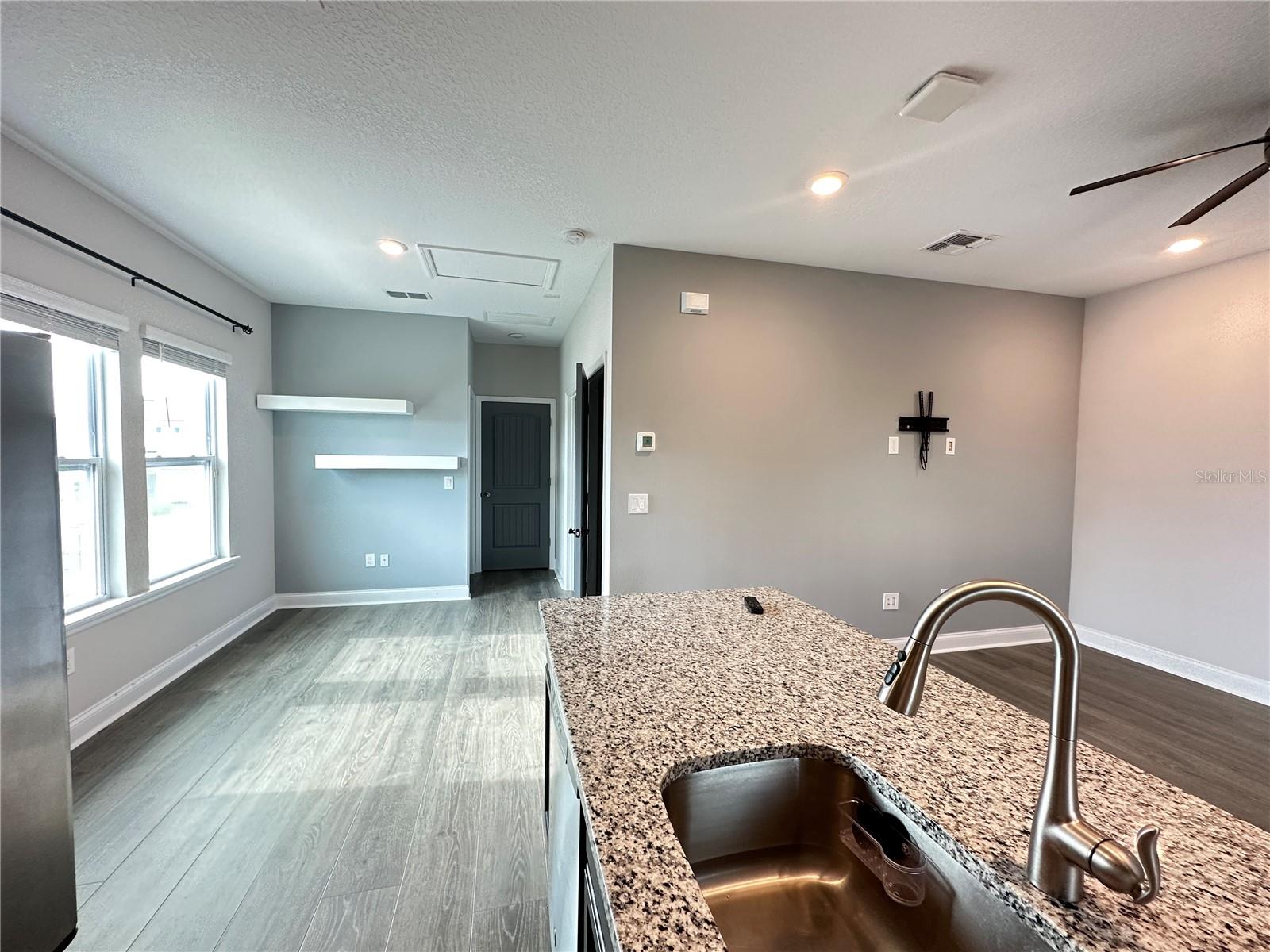 Image 6 of 14 For 14685 Englert Alley