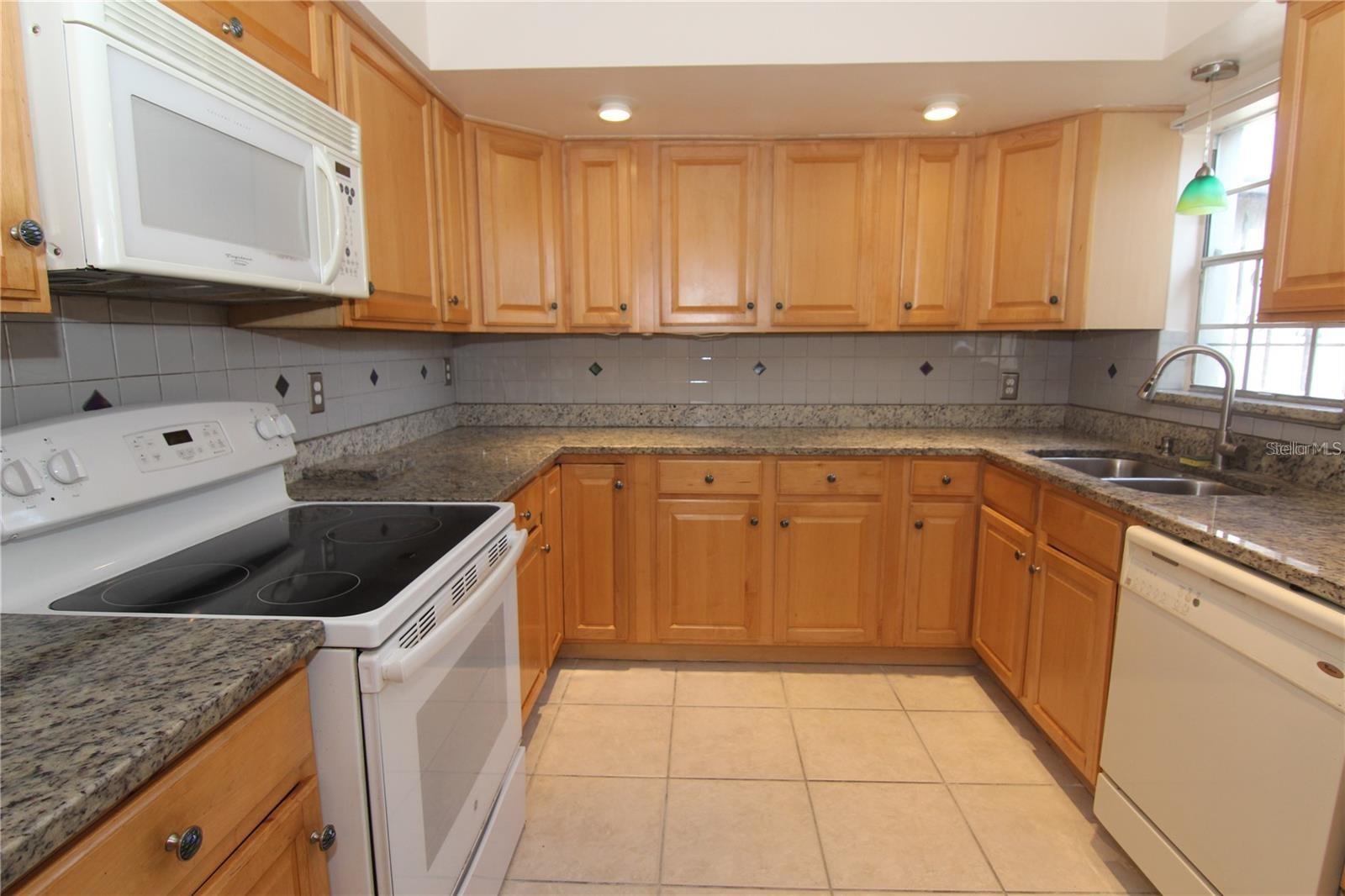 Image 9 of 27 For 5104 La Mancha Court 5104