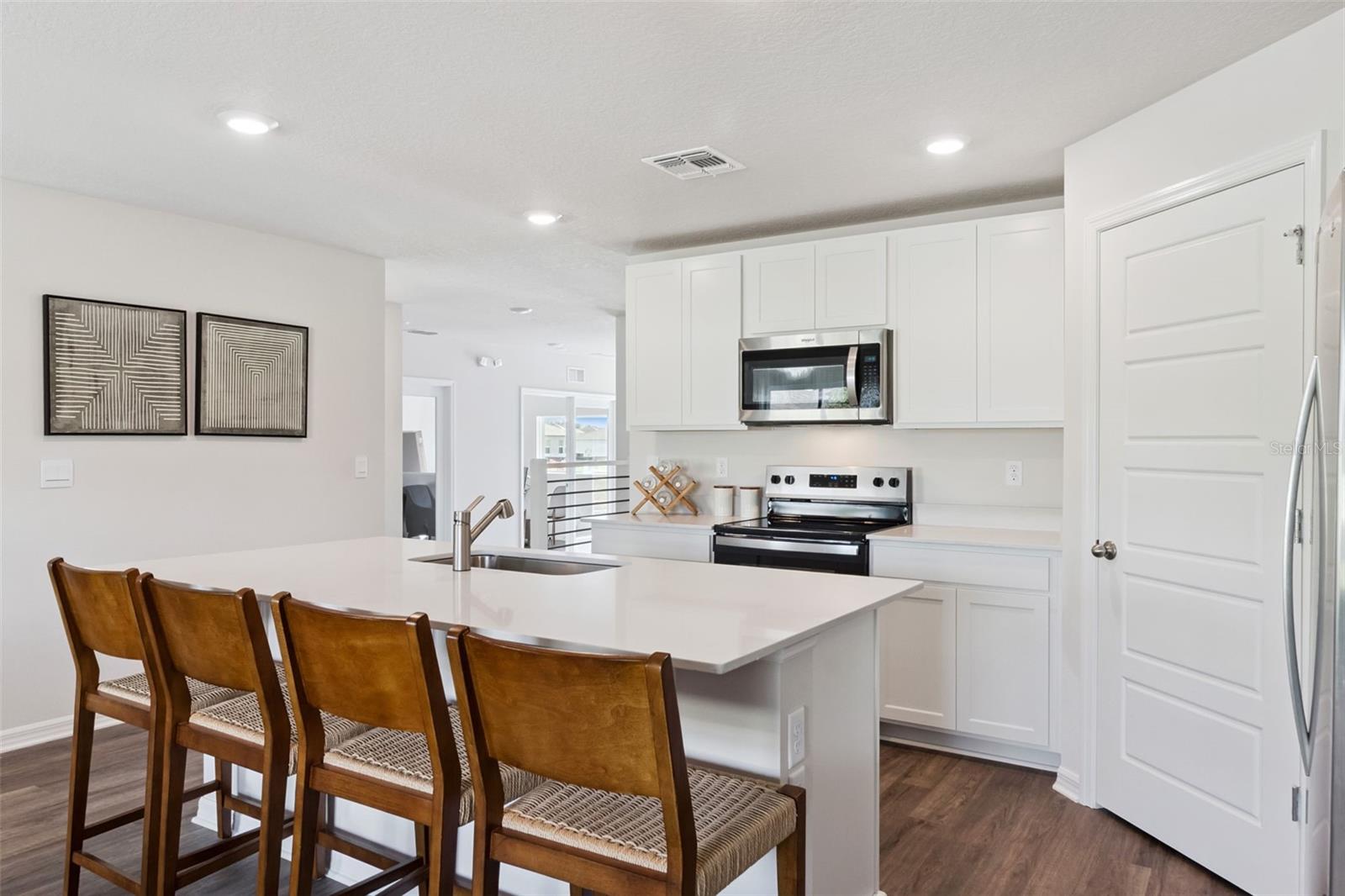 Image 10 of 35 For 726 Greenway Boulevard