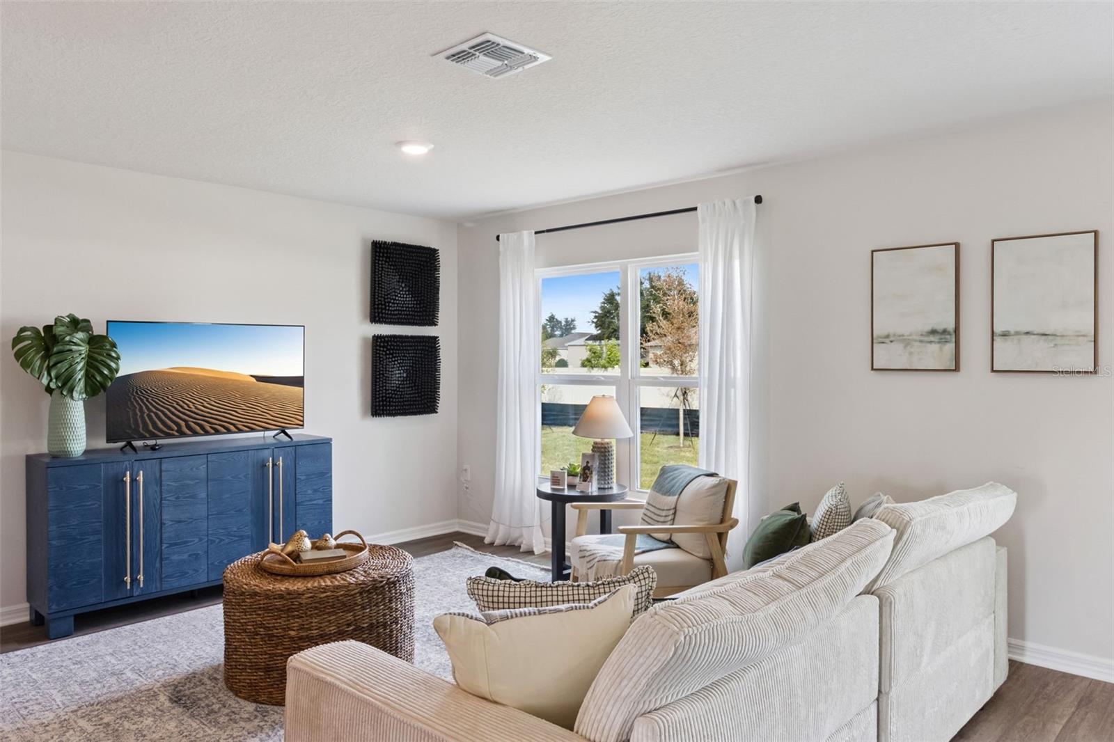 Image 13 of 35 For 726 Greenway Boulevard