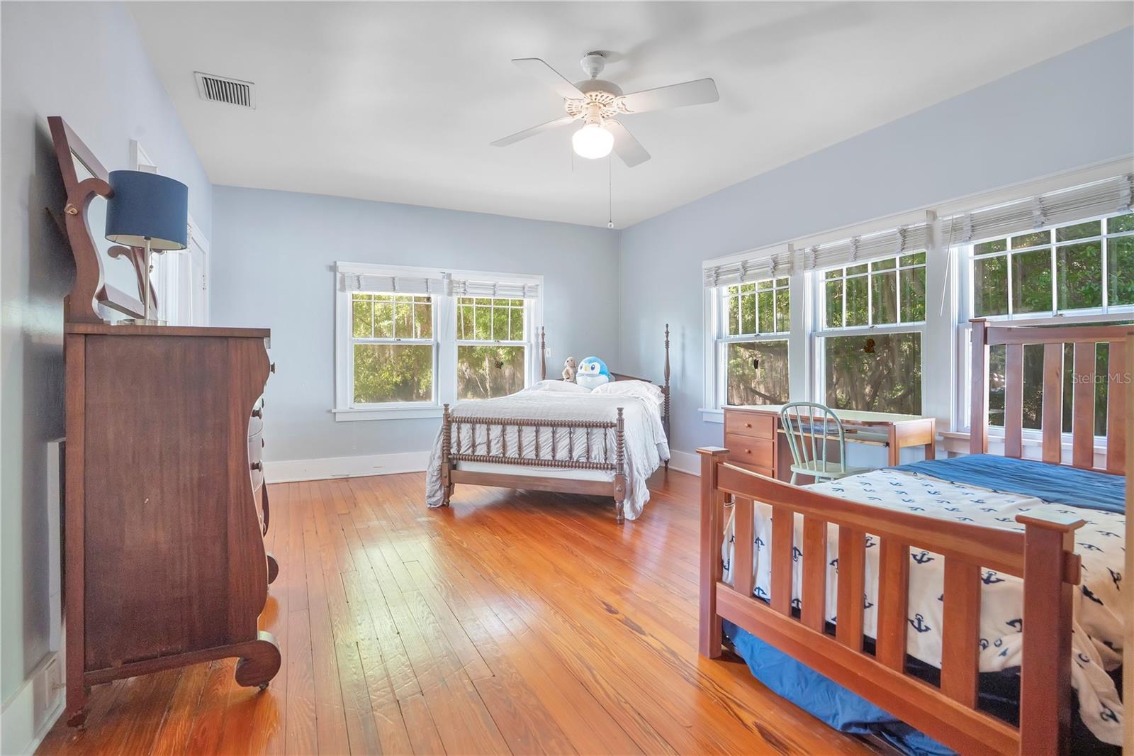 Image 32 of 69 For 4610 Oak Cove Lane