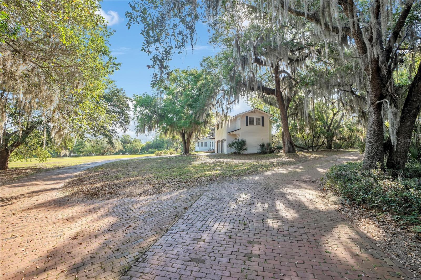 Image 9 of 69 For 4610 Oak Cove Lane