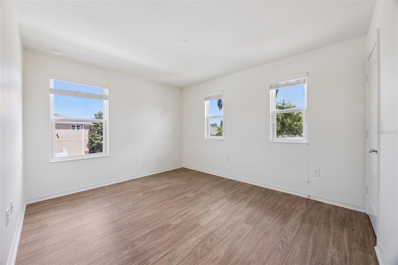 Image 26 of 53 For 3177 Bayou Lane