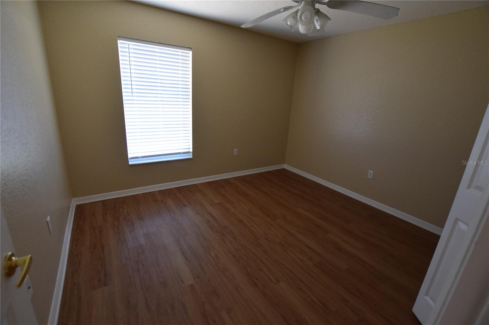 Image 12 of 15 For 206 Windridge Street